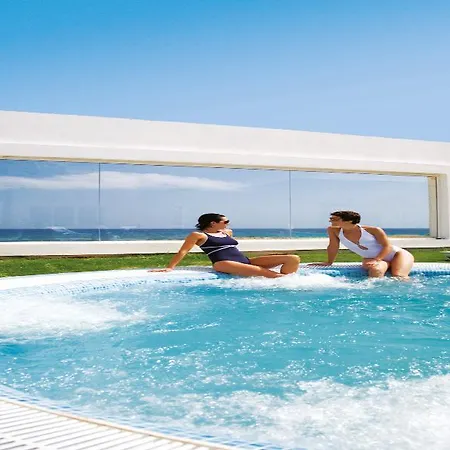 Riu Palace Tres Islas Отель Коральео