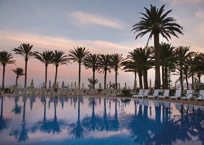 Riu Palace Tres Islas Отель Коральео