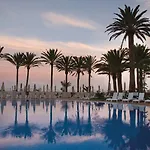 Riu Palace Tres Islas 酒店 科拉雷侯