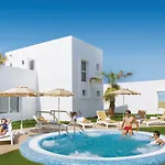 Riu Palace Tres Islas 酒店