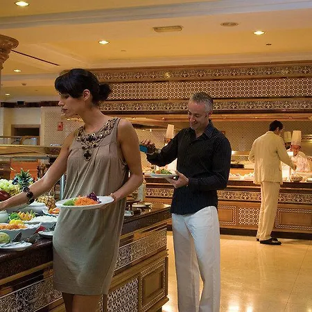 מלון Riu Palace Tres Islas