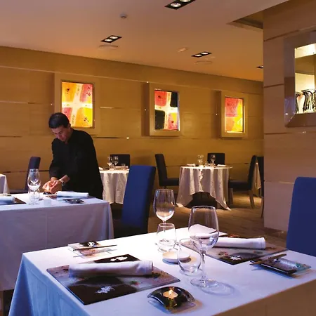 Riu Palace Tres Islas מלון 4*